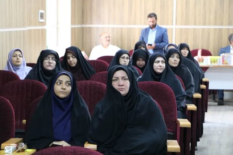 تصاویر / مراسم گرامیداشت روز سوم خرداد با حضور مدیر حوزه علمیه استان قزوین