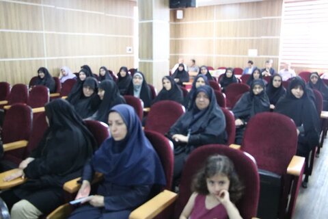 تصاویر / مراسم گرامیداشت روز سوم خرداد با حضور مدیر حوزه علمیه استان قزوین