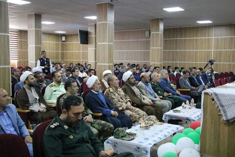تصاویر / مراسم گرامیداشت روز سوم خرداد با حضور مدیر حوزه علمیه استان قزوین