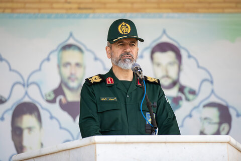 تصاویر / مراسم صبحگاه مشترک در سالروز آزادسازی خرمشهر با حضور نماینده ولی فقیه در استان قزوین