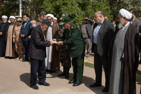 تصاویر / مراسم صبحگاه مشترک در سالروز آزادسازی خرمشهر با حضور نماینده ولی فقیه در استان قزوین