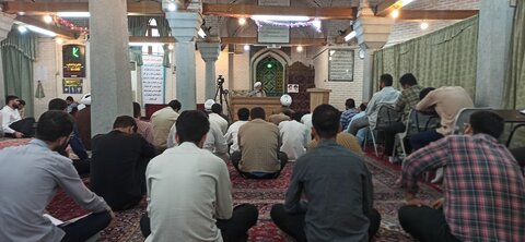 تصاویر / درس اخلاق طلاب مدارس علمیه استان قزوین