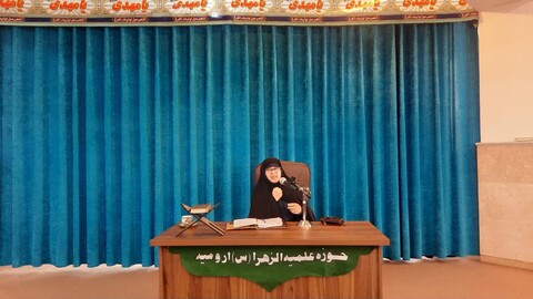 تصاویر/ جشن دهه کرامت در مدرسه علمیه الزهرا (س) ارومیه