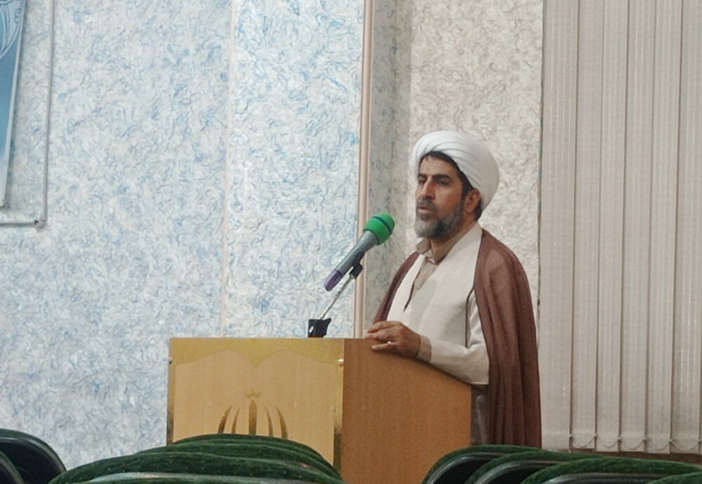 استاد نجم الدین طبسی مطرح کرد: انتقاد از مسئولین؛ گلایه از روحانیون