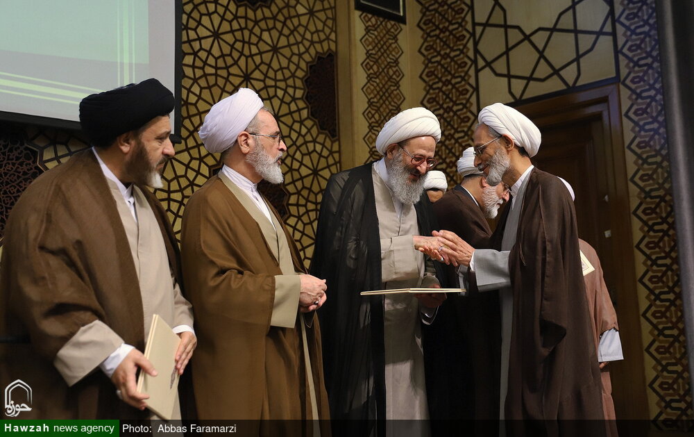 گزارشی از اجلاسیه اساتید سطح یک حوزه علمیه قم