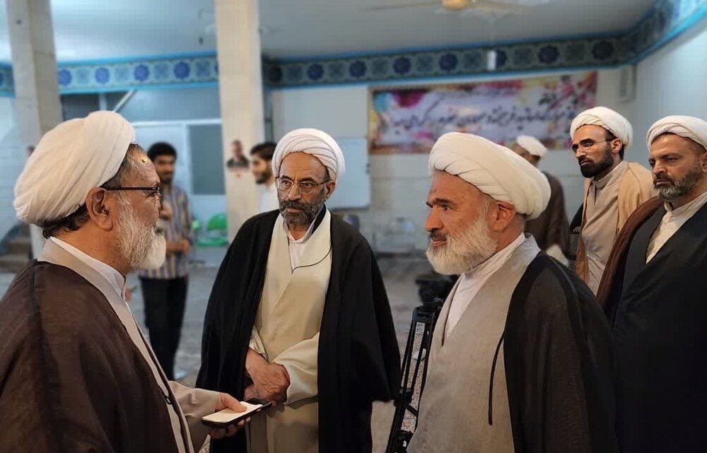 مبلغان از کارهای احساسی پرهیز کنند