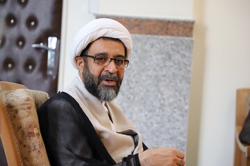 حضور پای صندوق‌های رأی یک وظیفه ملی و شرعی است