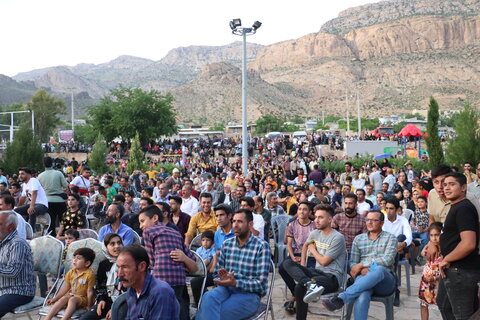 جشنواره گل محمدی در لایزنگون شهرستان داراب