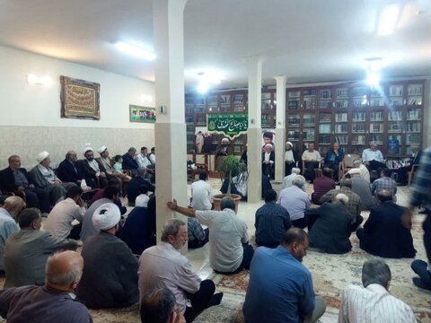 تصاویر / مراسم دهه کرامت در بیت مرحوم آیت الله باریک بین