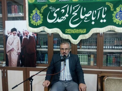 تصاویر / مراسم دهه کرامت در بیت مرحوم آیت الله باریک بین
