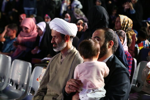 بمناسبت دهه کرامت، جشن خانوادگی دختر آسمان هفتم در اصفهان