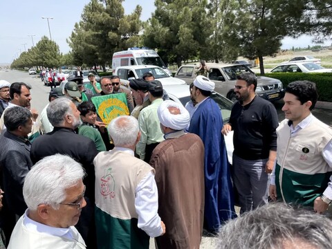 تصاویر/ حضور خادمان حرم رضوی در شهرستان سلماس