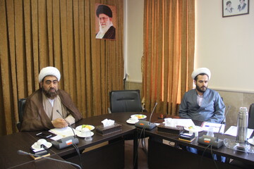 تصاویر / نشست مدیر حوزه علمیه استان قزوین با مدیران مدارس علمیه استان