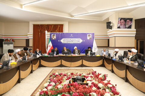 تصاویر /نشست ائمه جمعه استان با حضور استاندار قزوین