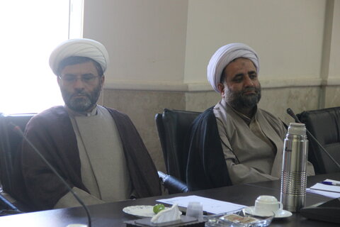 تصاویر / نشست مدیر حوزه علمیه استان قزوین با مدیران مدارس علمیه استان قزوین