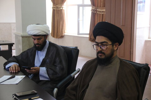 تصاویر / نشست مدیر حوزه علمیه استان قزوین با مدیران مدارس علمیه استان قزوین