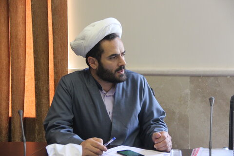 تصاویر / نشست مدیر حوزه علمیه استان قزوین با مدیران مدارس علمیه استان قزوین