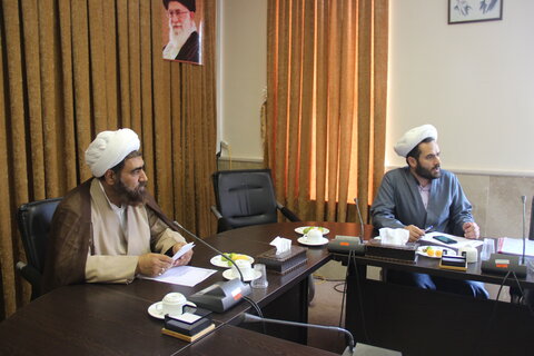 تصاویر / نشست مدیر حوزه علمیه استان قزوین با مدیران مدارس علمیه استان قزوین