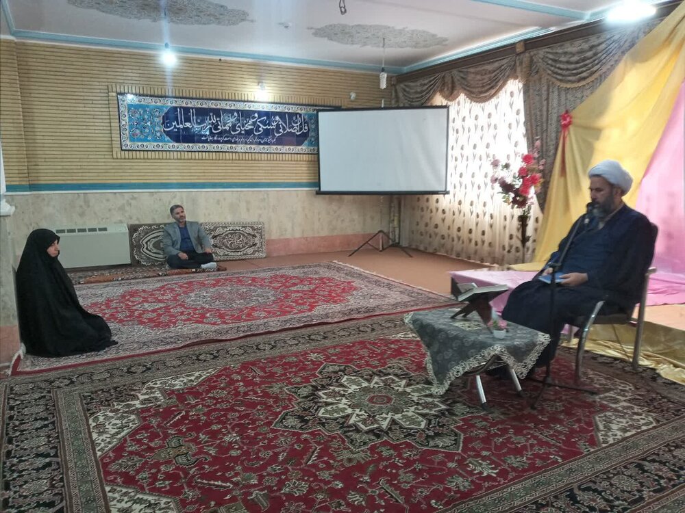 گام اول طالب علم، درک حقیقت عبودیت و بندگی است