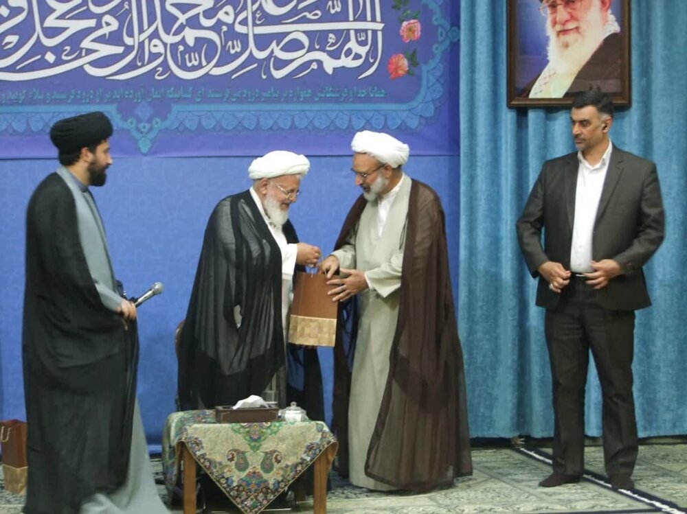 صیانت از عقاید مردم وظیفه حوزههای علمیه است