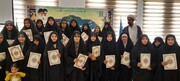 فیلم / تقدیر از برگزیدگان خواهران طلبه استان مرکزی در جشنواره علامه حلی