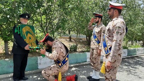 تصاویر/ کاروان زیرسایه خورشید در ادارات و روستاهای نطنز