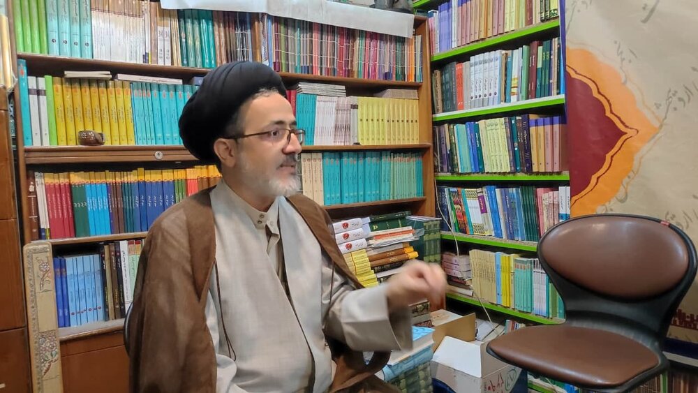 تلألؤ عرفان در حدیث نور عبقات الانوار