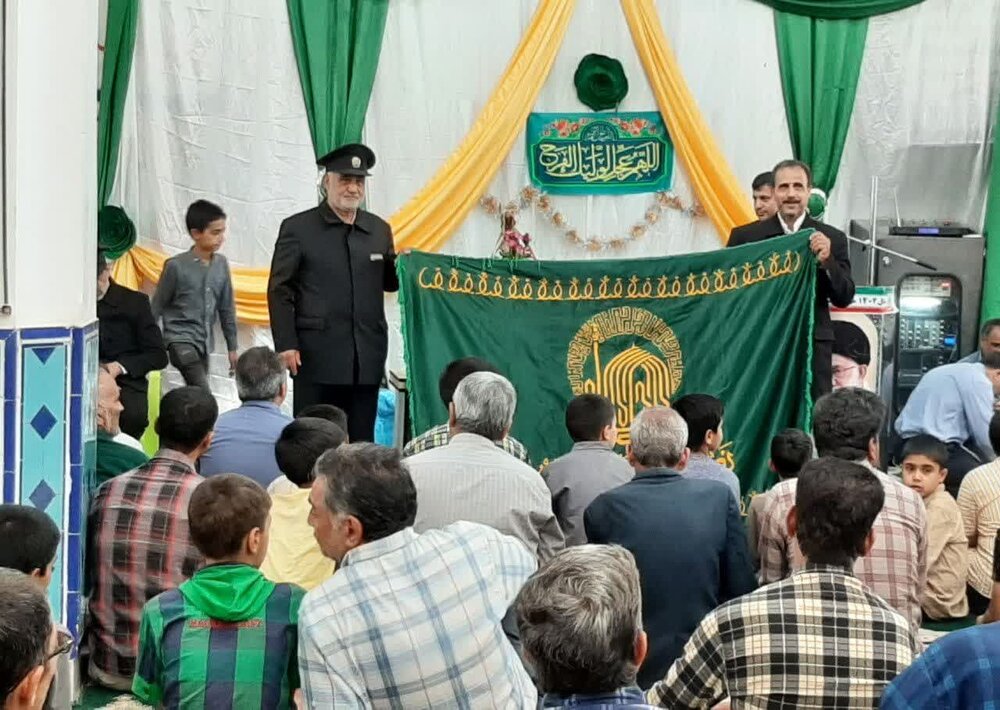 خادمان حرم رضوی در جشن مردمی نطنز شرکت کردند