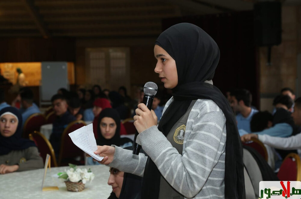 حضور امام جمعه بیروت میان دانشآموزان شهر بعلبک