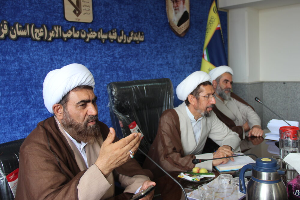 آرمانهای امام خمینی (ره) زنده تر از دیروز است