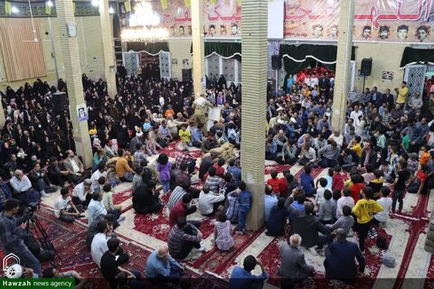 بالصور/ إقامة مراسيم الذكرى الرابع والثلاثين من رحيل الإمام الخميني(ره) في مختلف مدن إيران