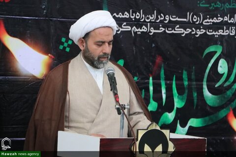 بالصور/ إقامة مراسيم الذكرى الرابع والثلاثين من رحيل الإمام الخميني(ره) في مختلف مدن إيران