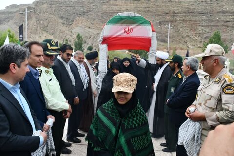 تصاویر/ اعزام کاروان زیارتی سالروز ارتحال حضرت امام خمینی (ره) از ماکو