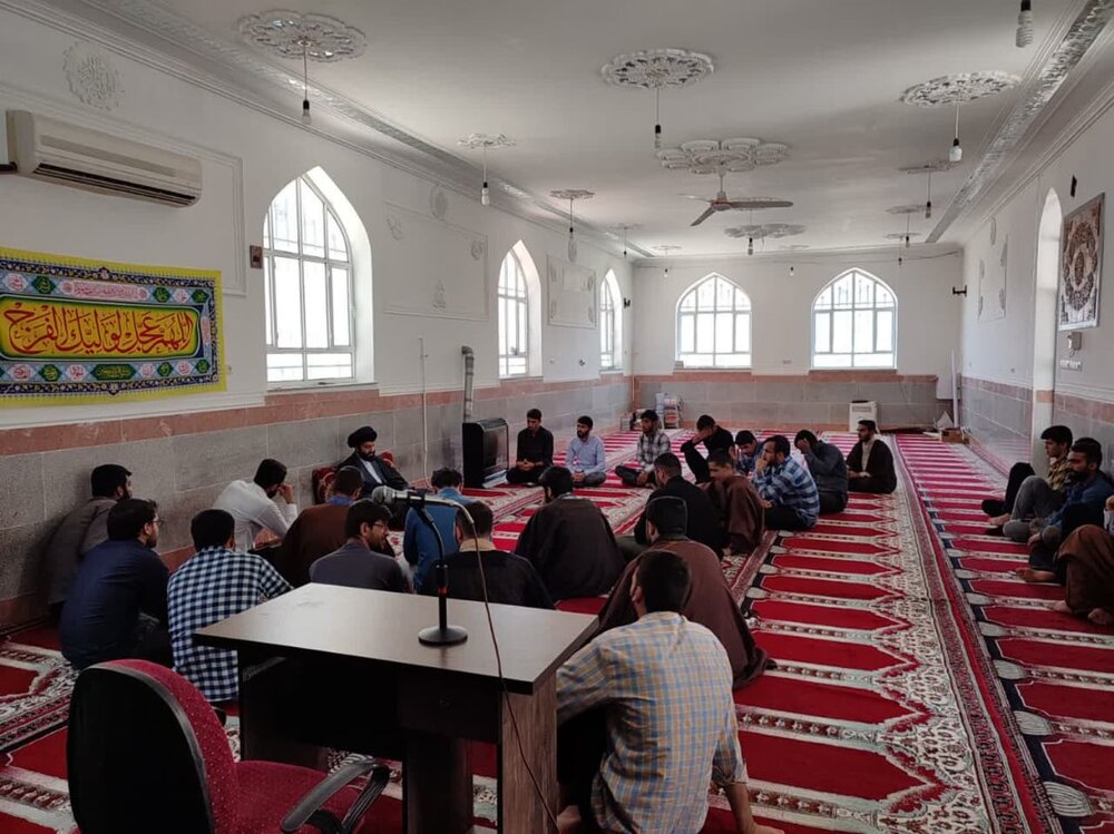 بازدید معاون آموزش حوزه علمیه خوزستان از مدارس علمیه