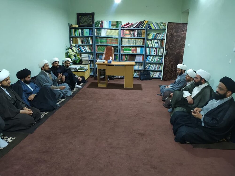 بازدید معاون آموزش حوزه علمیه خوزستان از مدارس علمیه