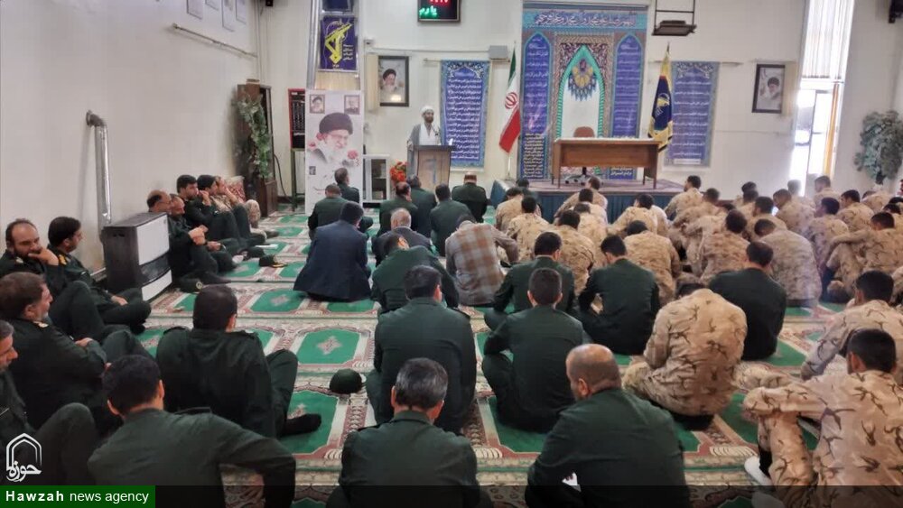 شجاعت امام راحل برگرفته از ایمان قوی و اعتقاد قلبی به خداوند بود