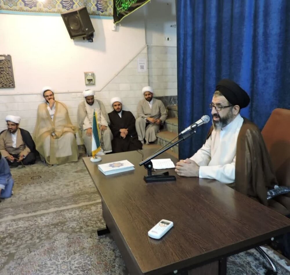 یادواره علما و شهدای روحانی و طلبه الشتر در قم برگزار شد