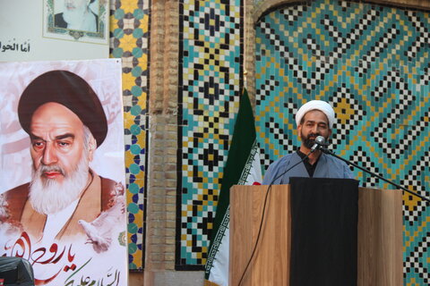 تصاویر / مراسم سالگرد ارتحال حضرت امام خمینی (ره) وقیام 15 خرداد در مدرسه علمیه سردارین قزوین بر گزارشد