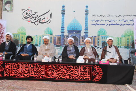 تصاویر / مراسم سالگرد ارتحال حضرت امام خمینی (ره) وقیام 15 خرداد در مدرسه علمیه سردارین قزوین بر گزارشد
