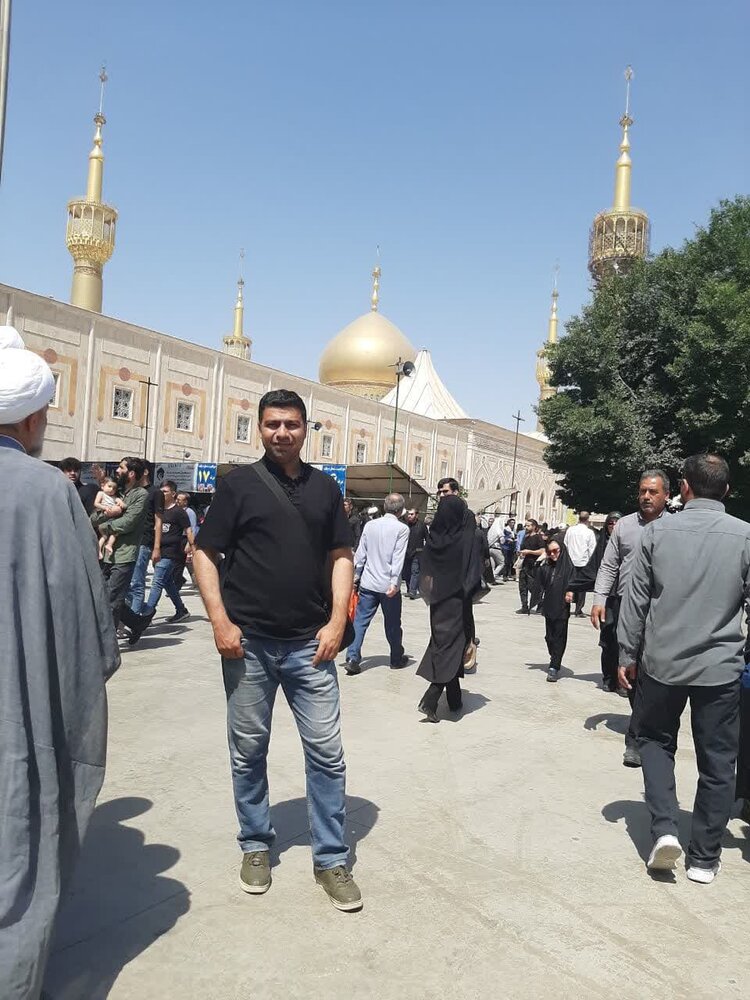 شرکت بیش از ۴۰ نفر از بسیجیان خانه مهندس کاشان در مراسم سالگرد ارتحال امام خمینی(ره)