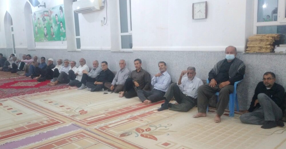 شهدای ۱۵ خرداد پیشگامان دفاع از اسلام و ولایت بودند