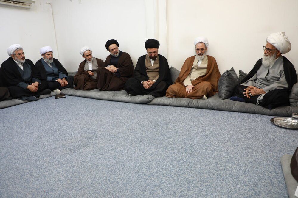 آیت اللہ اعرافی کی نجف اشرف میں آیت اللہ بشیر حسین نجفی سے ملاقات + تصاویر