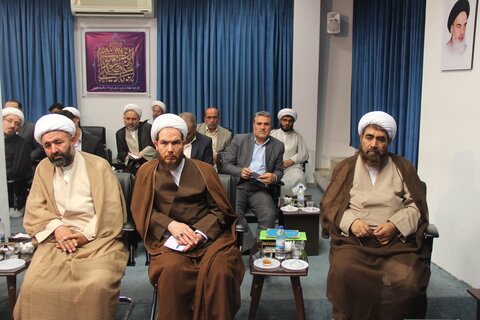 تصاویر / گردهمایی همکاری حوزه های علمیه و آموزش و پرورش با حضور نماینده ولی فقیه در استان قزوین