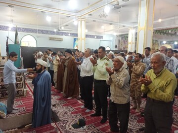 تصاویر/ اقامه نماز جمعه کاکی