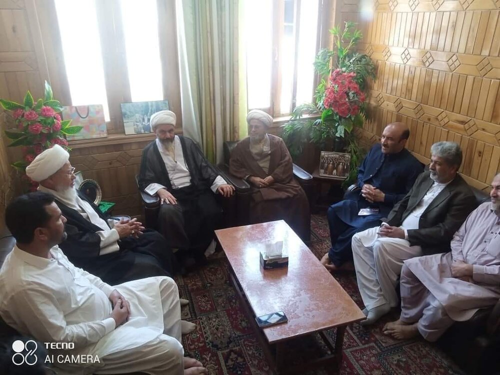 علامہ ڈاکٹر شبیر حسن میثمی کی سکردو میں امام جمعہ جامع مسجد امامیہ سکردو سے ملاقات