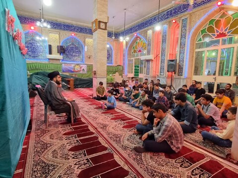 نشست حلقات صالحین ویژه نوجوانان در مسجد آیت الله شفیعی