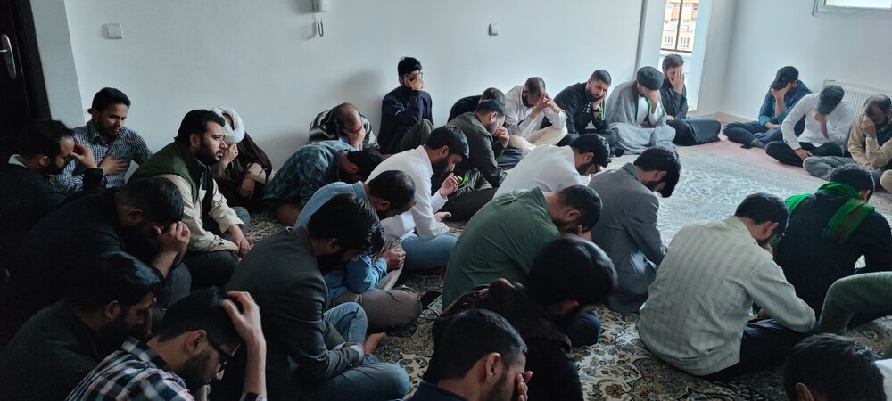 علامہ شیخ غلام حسین نجفی کی پہلی برسی کی مناسبت سے بڈگام میں مجلسِ عزا کا اہتمام