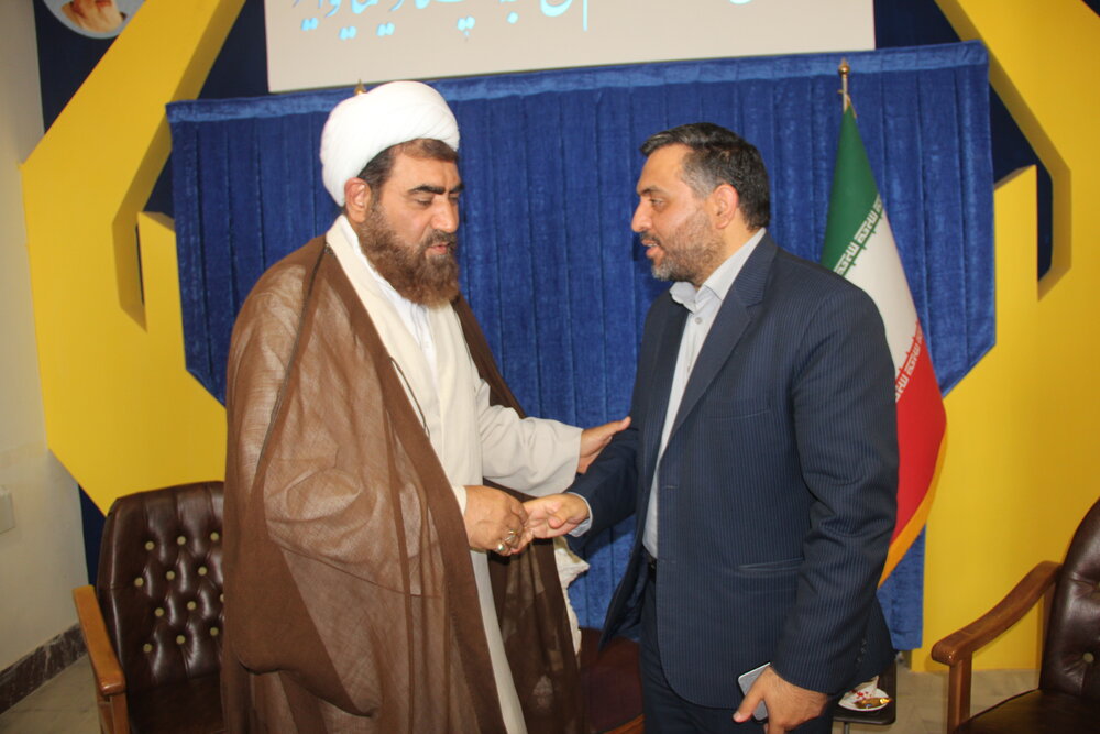 تقدیر مدیر کل کمیته امداد امام خمینی(ره) قزوین از حوزه علمیه استان