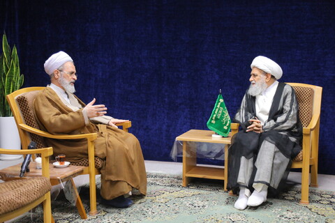 تصاویر / دیدار آیت الله اعرافی با آیت الله کریمی جهرمی