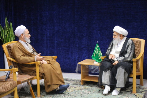 تصاویر / دیدار آیت الله اعرافی با آیت الله کریمی جهرمی